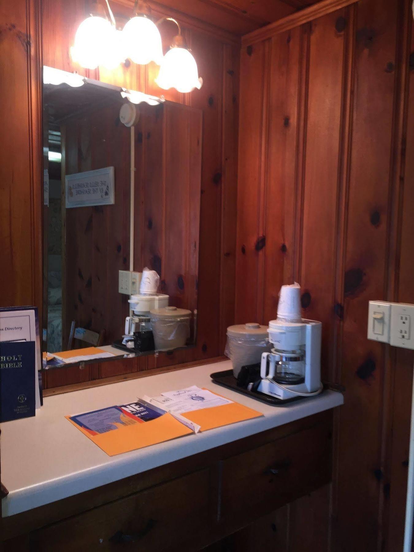 Captain'S Cove Motel Oak Island Luaran gambar