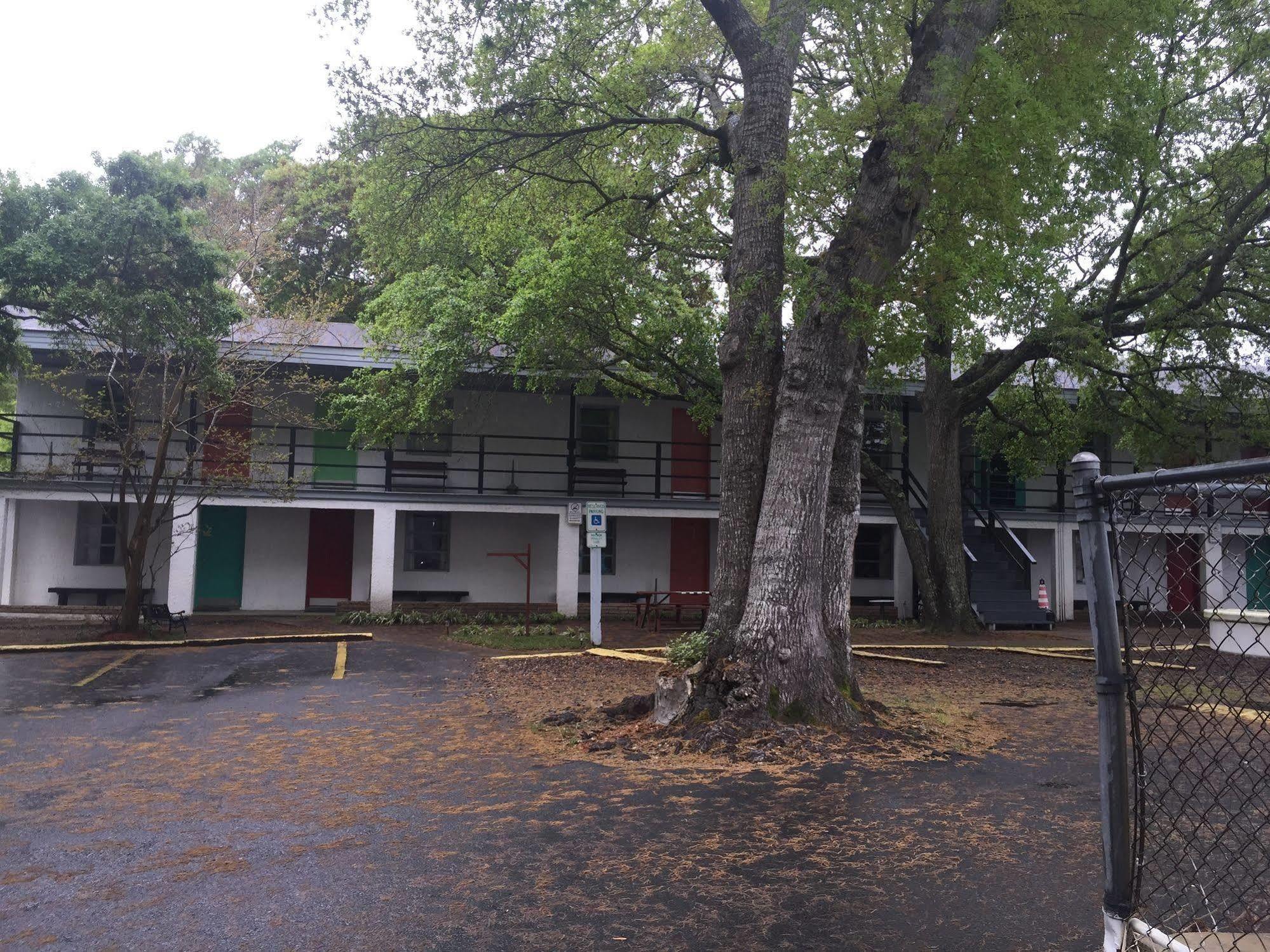 Captain'S Cove Motel Oak Island Luaran gambar